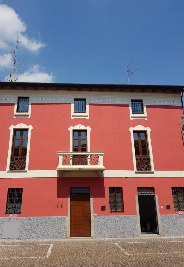 Castano Primo B&B Del Corso מראה חיצוני תמונה