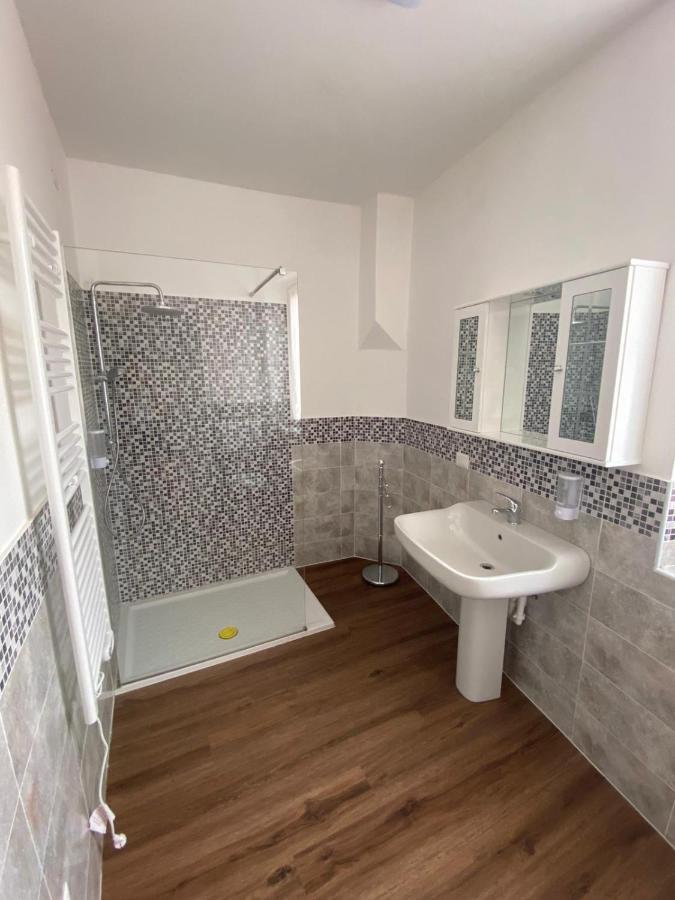 Castano Primo B&B Del Corso מראה חיצוני תמונה