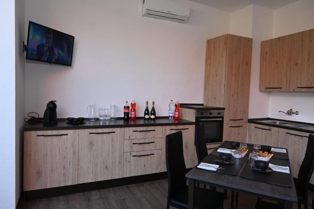 Castano Primo B&B Del Corso מראה חיצוני תמונה